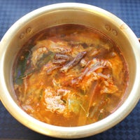Das Foto wurde bei Pojang Korean Food von Pojang Korean Food am 3/29/2015 aufgenommen