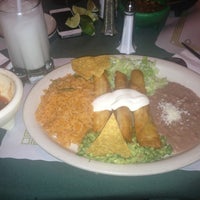 9/8/2013 tarihinde Nathan D.ziyaretçi tarafından El Tapatio Mexican Restaurant'de çekilen fotoğraf