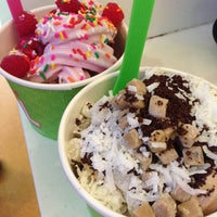 Photo taken at 16 Handles by Jackie L. on 5/18/2013