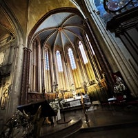 Photo taken at Cathédrale Saint-Sauveur by Frank G. on 7/25/2022