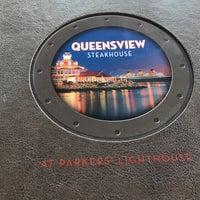 Foto scattata a Queensview Steakhouse at Parker&amp;#39;s Lighthouse da K il 8/19/2017