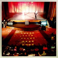 รูปภาพถ่ายที่ The Michigan Theatre โดย Mike M. เมื่อ 11/30/2012