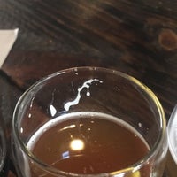 Photo taken at Hammer &amp;amp; Forge Brewing Co. by Huck&amp;#39;s B. on 10/1/2017