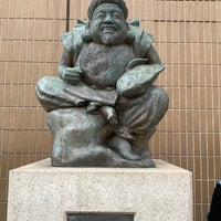 Photo taken at Ebisu Statue by まつ on 11/5/2022