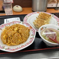 Photo taken at Gyoza Ohsho by まつ on 12/12/2021