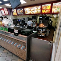 Photo taken at McDonald&amp;#39;s by ケンコー 半. on 8/31/2021