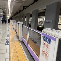Photo taken at Hanzomon Line Kudanshita Station (Z06) by hiropapipapi on 12/28/2022
