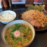 Photo taken at 麺や三笑 はじめ by hiropapipapi on 5/24/2021