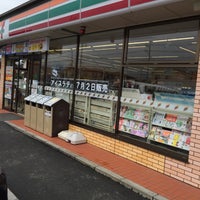 Photo taken at 7-Eleven by hiropapipapi on 7/3/2015