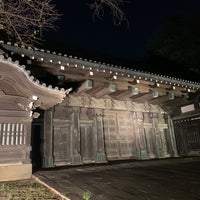 Photo taken at Gate of the Inshu-Ikeda Residence (Black Gate) by きっちゃん。　ASD @. on 10/20/2022