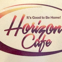 Foto tirada no(a) Horizon Cafe por Scott R. em 3/22/2015