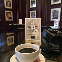 Photo taken at Henry&amp;#39;s Cafe Bar by Lulu on 1/19/2018