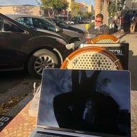 รูปภาพถ่ายที่ Kaffeehaus โดย Mickey เมื่อ 10/29/2018