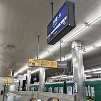Photo taken at Keihan Kyobashi Station (KH04) by ei2ei2_feather on 3/11/2024