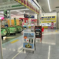 Photo taken at エディオン JR尼崎駅店 by ei2ei2_feather on 2/6/2020