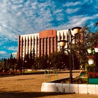 Photo taken at Площадь Ленина by Victor T. on 8/26/2018