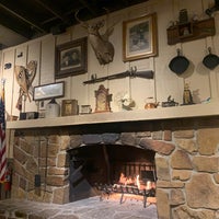 Photo taken at Cracker Barrel Old Country Store by Kenia M. on 11/28/2020