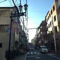 Photo taken at 冠新道 by うちだ くらさん 基. on 12/22/2015