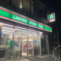 Photo taken at Lawson Store 100 by Акихико К. on 6/11/2021