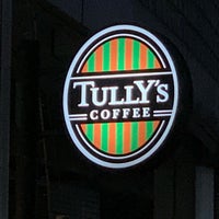 Photo taken at Tully&amp;#39;s Coffee by Акихико К. on 11/15/2022