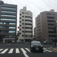 Photo taken at Tsunokamizaka Hill Intersection by Акихико К. on 5/31/2016