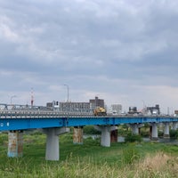 Photo taken at Nagareyamabashi Bridge by Акихико К. on 4/25/2023