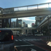 Photo taken at Shibuyabashi Intersection by Акихико К. on 9/21/2017