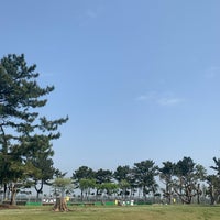 Photo taken at 木更津潮浜公園 by Акихико К. on 4/18/2023
