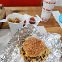 Photo taken at Five Guys by Egor . on 5/17/2021