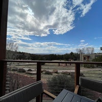 Das Foto wurde bei Terra Restaurant at Four Seasons Resort Rancho Encantado Santa Fe von Joel S. am 4/3/2021 aufgenommen