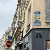 Photo taken at Rue de Seine by Joel S. on 3/4/2023