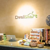 รูปภาพถ่ายที่ DwellSmart โดย DwellSmart เมื่อ 4/3/2015