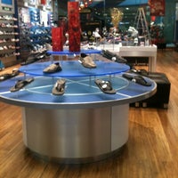 Tienda skechers sales costanera center
