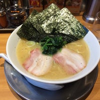 Photo taken at Ramen Kagetsu Arashi by ちょくりん on 6/29/2015