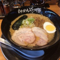 Photo taken at Ramen Kagetsu Arashi by ちょくりん on 7/11/2015