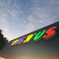 Photo taken at Toys&amp;quot;R&amp;quot;Us by ちょくりん on 11/29/2017