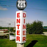 Foto scattata a Route 66 Diner da Route 66 Diner il 4/3/2015