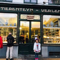 Photo taken at Tierenteyn-Verlent by Neşe A. on 11/14/2018