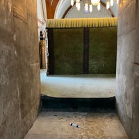 Photo taken at Tomb of the Patriarchs מערת המכפלה by Ferdinan on 7/4/2022