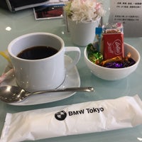 Photo taken at BMW Tokyo 天王洲サービスセンター by にゃろう 猫. on 5/14/2017