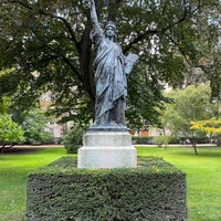 Photo taken at Statue de la Liberté by Londonboy on 9/22/2022