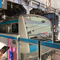 Photo taken at Tsurumi Station by スーパー宇宙パワー on 4/9/2024