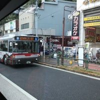 Photo taken at Omori Sta. (West Exit) Bus Stop by スーパー宇宙パワー on 10/5/2018