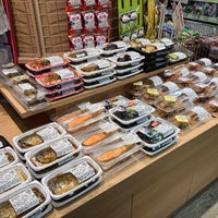 Photo taken at 京急ストア 平和島店 by スーパー宇宙パワー on 3/20/2024