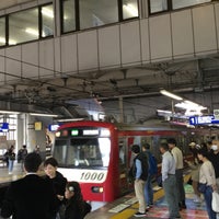 Photo taken at Keikyu Shinagawa Station (KK01) by スーパー宇宙パワー on 10/27/2018