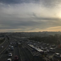 Photo taken at Halıcıoğlu Metrobüs Durağı by Nes L. on 4/4/2018