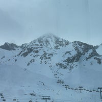 Foto diambil di Stubaier Gletscher oleh Mariya K. pada 2/2/2024