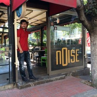 Photo taken at NOISE Brasserie &amp; Bar by İnan Ö. on 7/9/2016