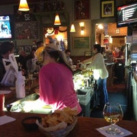 Foto tomada en Tello&amp;#39;s Grille and Cafe  por Kimberly C. el 12/8/2012