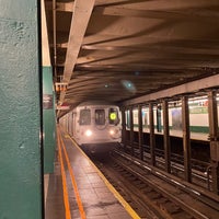 Photo taken at MTA Subway - G Train by Victoria I. on 12/25/2020